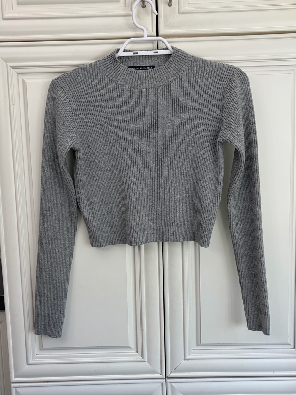 Brandy Melville l/s women’s ribbed top